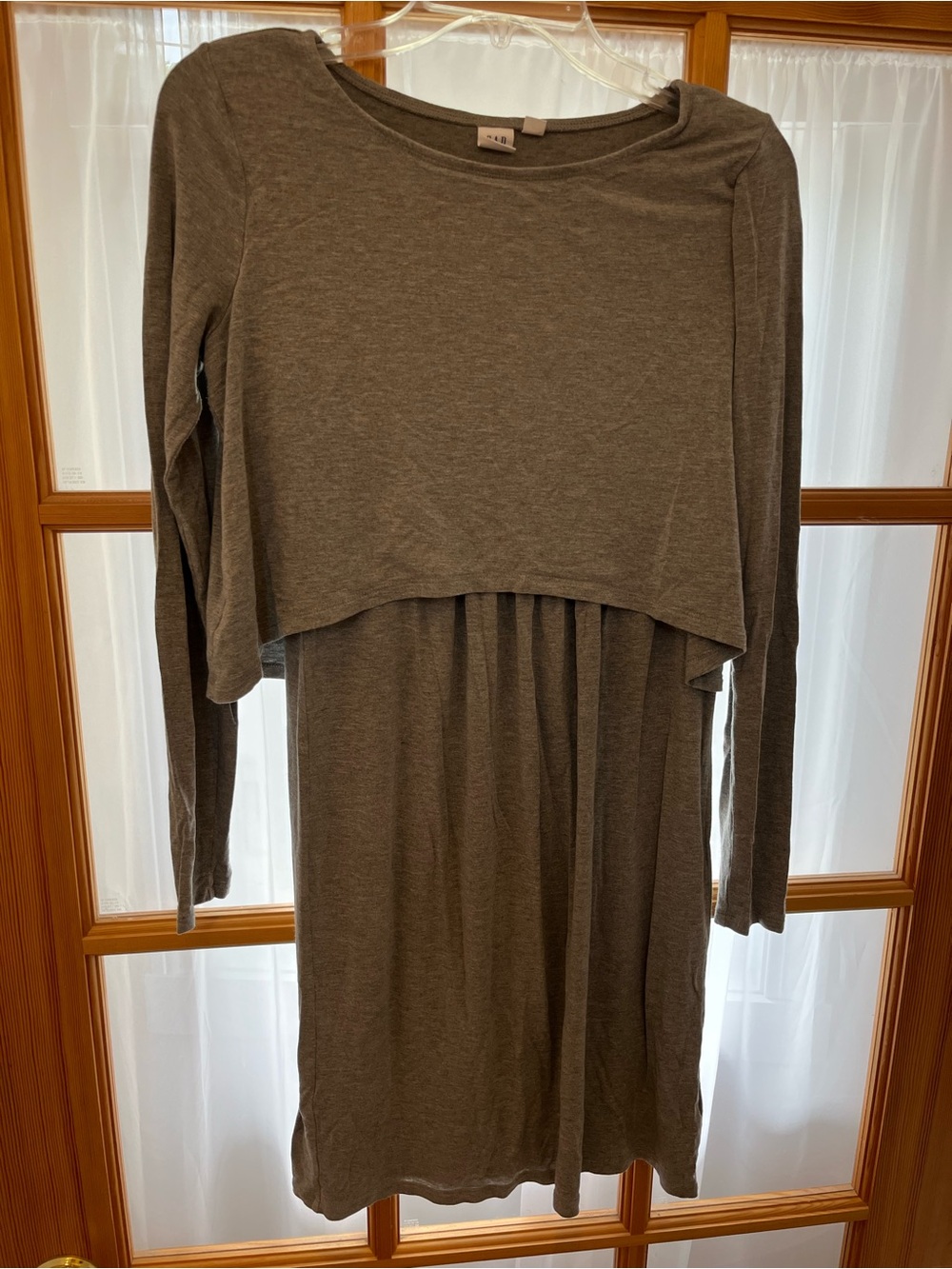 Lot of 3 Maternity! Gray Long Sleeve Nursing Access Dress, 2 T shirts! ❤️
